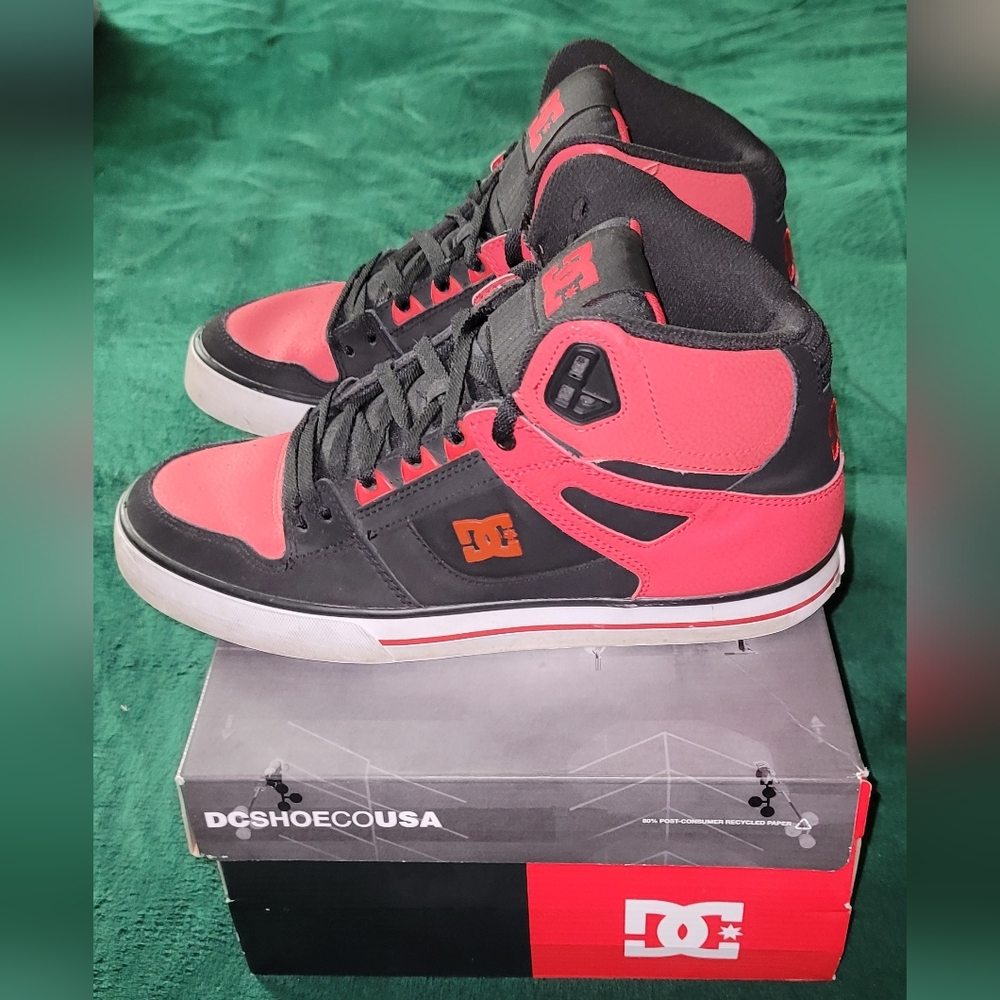 Dc Pure Hi Tops - Picture 2 of 9